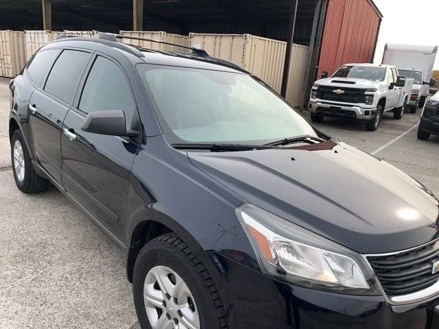 2017 Chevrolet Traverse LS FWD photo