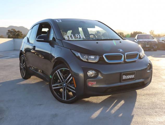 2017 BMW i3  RWD photo