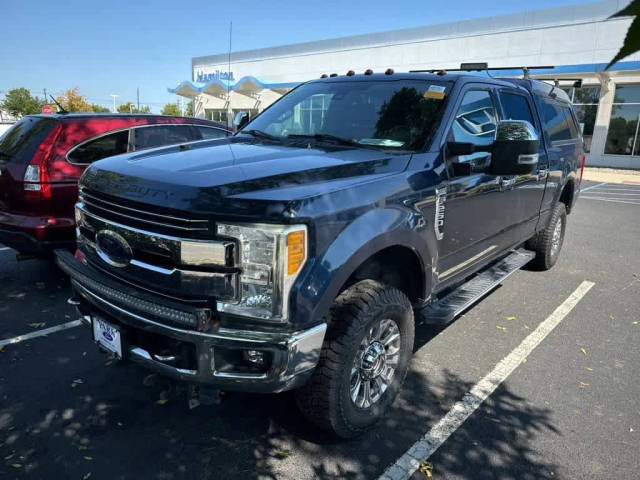 2017 Ford F-250 Super Duty Lariat 4WD photo