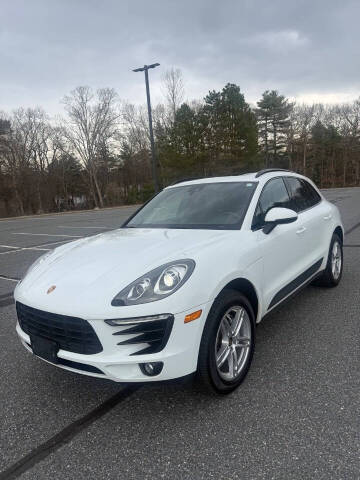2017 Porsche Macan S AWD photo
