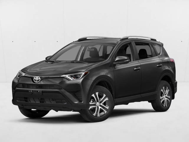 2017 Toyota RAV4 LE FWD photo