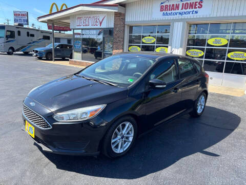 2016 Ford Focus SE FWD photo