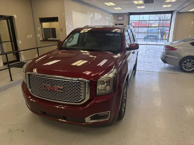 2017 GMC Yukon Denali 4WD photo