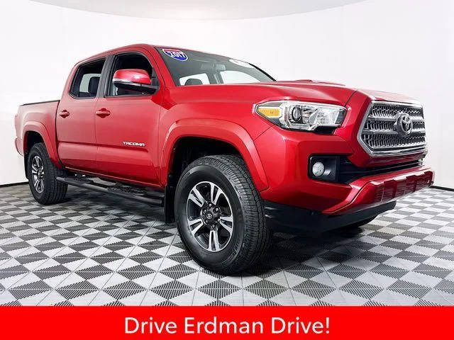 2017 Toyota Tacoma TRD Sport 4WD photo