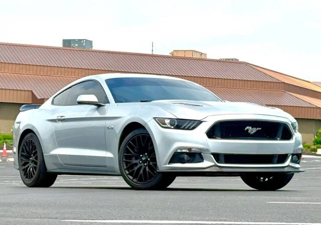 2017 Ford Mustang GT RWD photo