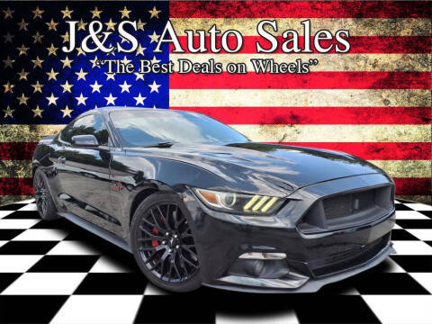 2016 Ford Mustang GT RWD photo