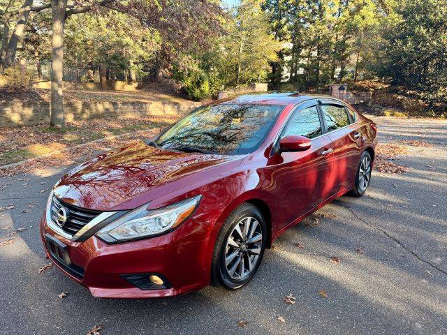 2017 Nissan Altima 2.5 SV FWD photo