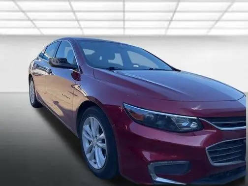 2017 Chevrolet Malibu LT FWD photo