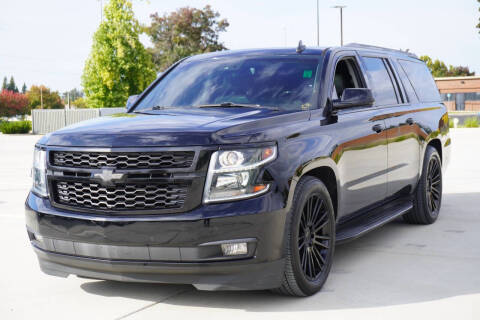 2016 Chevrolet Suburban LT RWD photo
