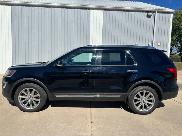 2016 Ford Explorer Limited 4WD photo