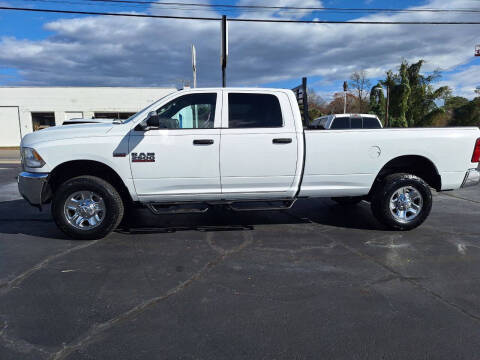 2017 Ram 2500 Tradesman 4WD photo