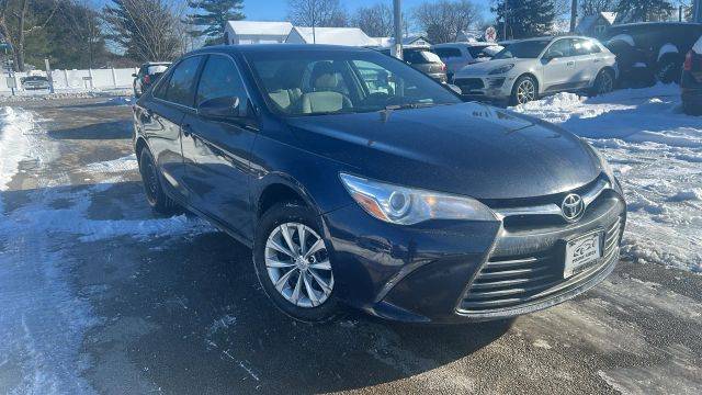 2017 Toyota Camry LE FWD photo