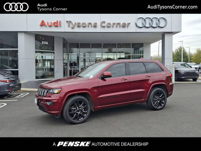 2017 Jeep Grand Cherokee Altitude 4WD photo