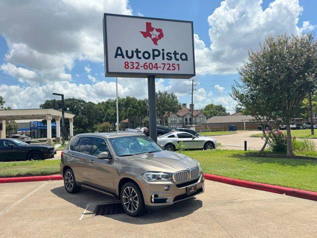 2017 BMW X5 xDrive50i AWD photo