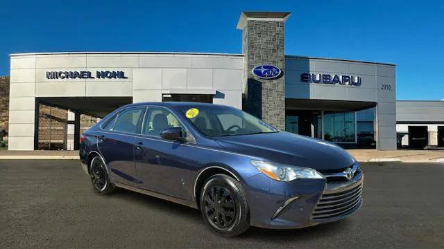 2017 Toyota Camry LE FWD photo