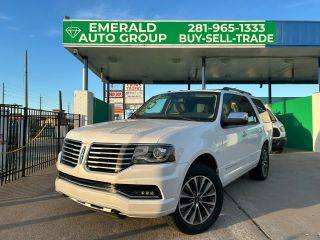 2017 Lincoln Navigator Select RWD photo
