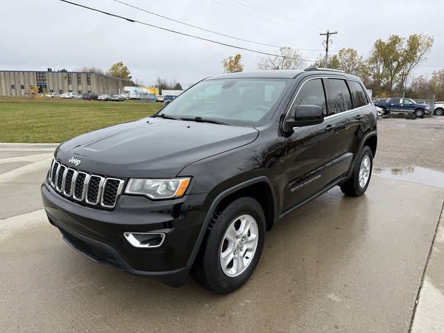 2017 Jeep Grand Cherokee Laredo 4WD photo