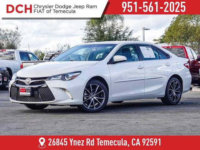 2017 Toyota Camry XSE FWD photo