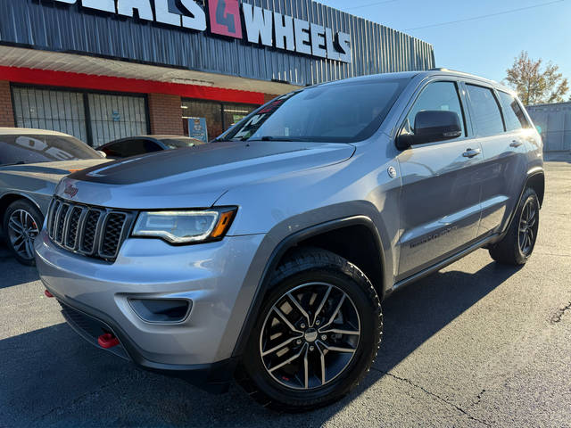 2017 Jeep Grand Cherokee Trailhawk 4WD photo