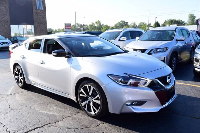 2017 Nissan Maxima SL FWD photo