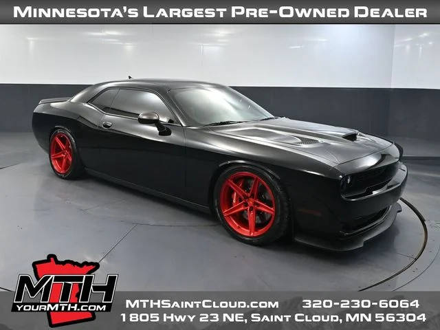 2016 Dodge Challenger SRT Hellcat RWD photo