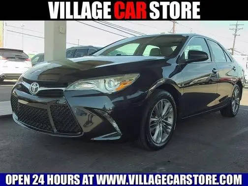 2017 Toyota Camry SE FWD photo