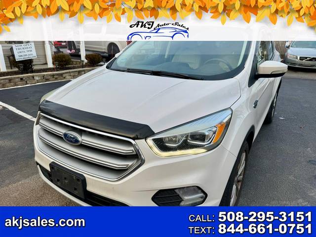 2017 Ford Escape Titanium 4WD photo