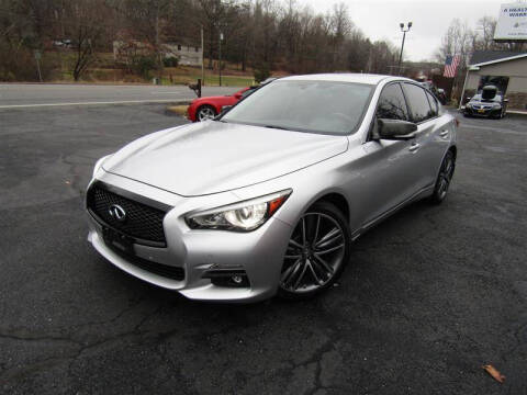 2017 Infiniti Q50 3.0t Premium AWD photo