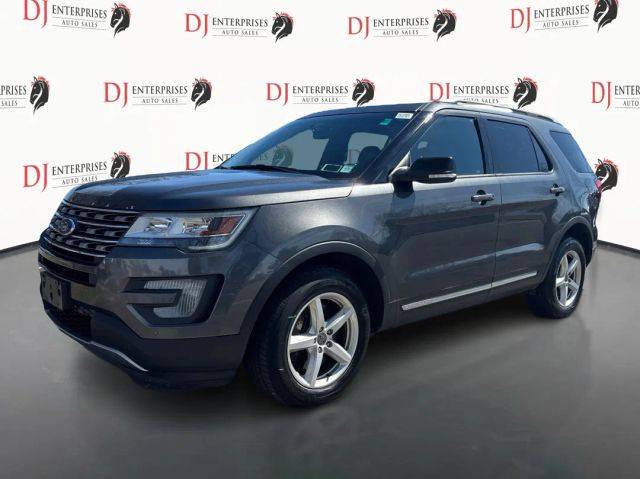 2017 Ford Explorer XLT 4WD photo
