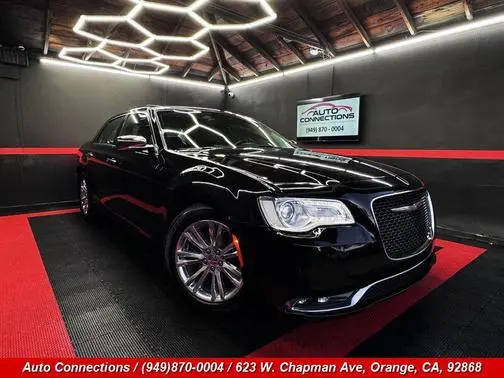 2016 Chrysler 300 300C RWD photo