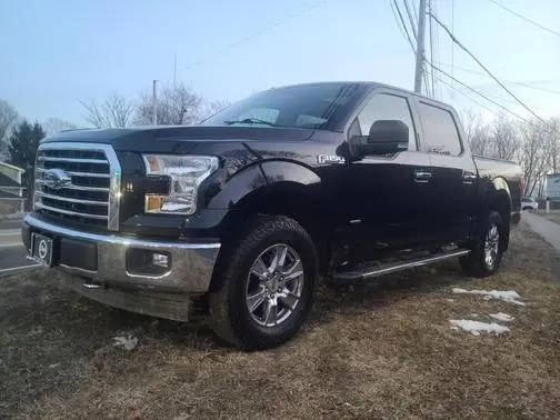 2017 Ford F-150 XLT 4WD photo