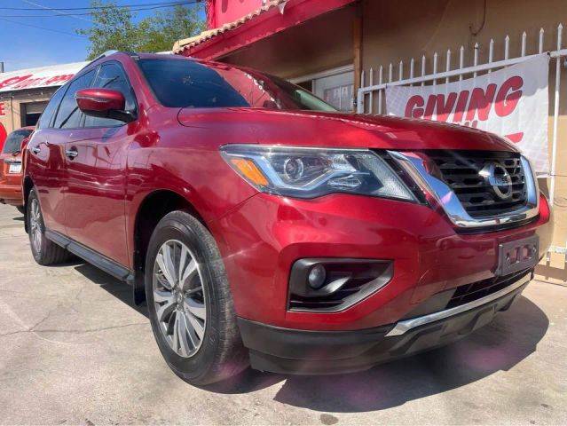 2017 Nissan Pathfinder SV FWD photo