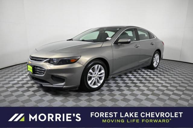 2017 Chevrolet Malibu LT FWD photo