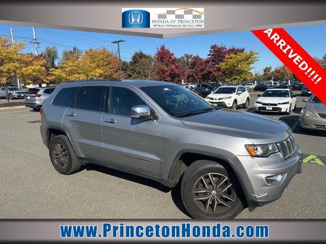 2017 Jeep Grand Cherokee Limited 4WD photo