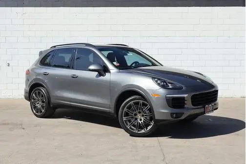 2017 Porsche Cayenne S AWD photo