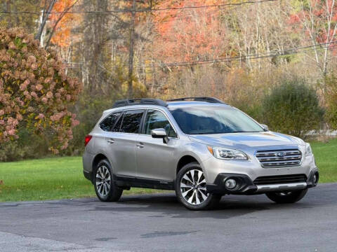 2017 Subaru Outback Limited AWD photo