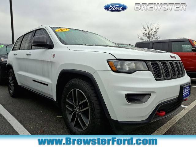 2017 Jeep Grand Cherokee Trailhawk 4WD photo