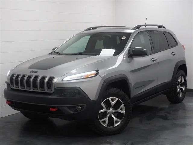 2017 Jeep Cherokee Trailhawk L Plus 4WD photo