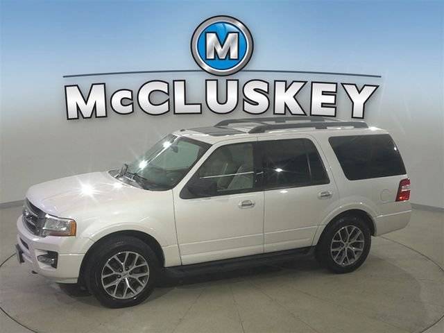 2017 Ford Expedition XLT 4WD photo