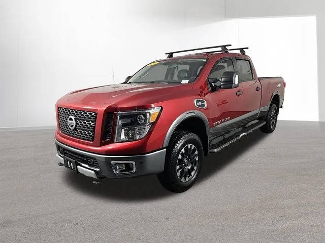 2017 Nissan Titan XD PRO-4X 4WD photo