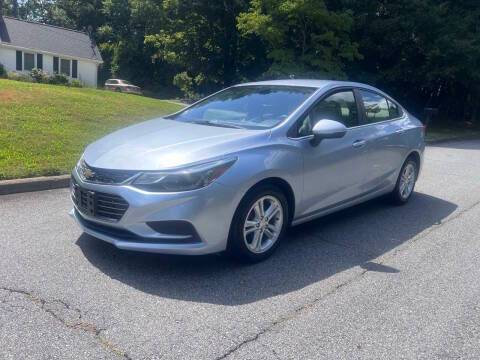 2017 Chevrolet Cruze LT FWD photo