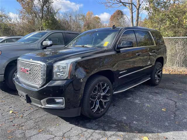 2017 GMC Yukon Denali RWD photo