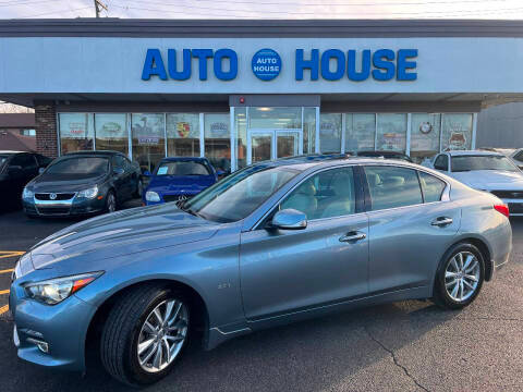 2017 Infiniti Q50 2.0t Premium AWD photo