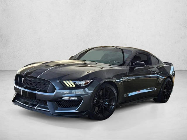 2017 Ford Mustang Shelby GT350 RWD photo