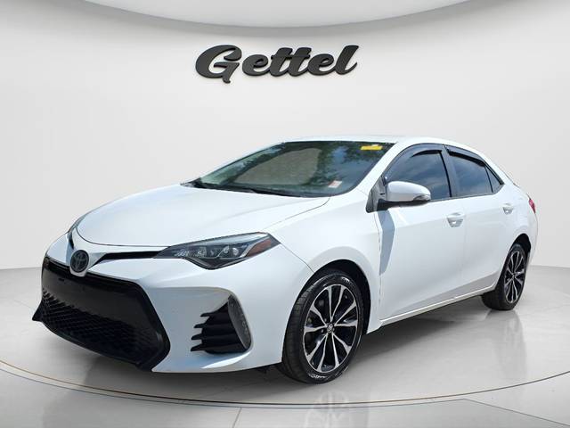 2017 Toyota Corolla SE FWD photo