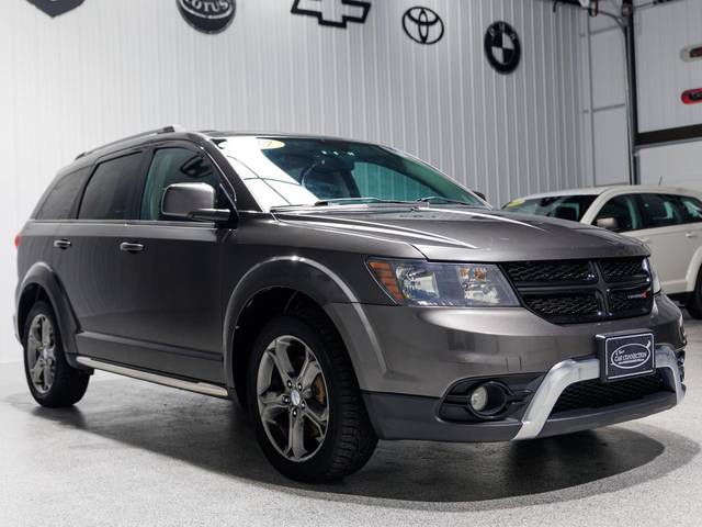 2017 Dodge Journey Crossroad Plus AWD photo