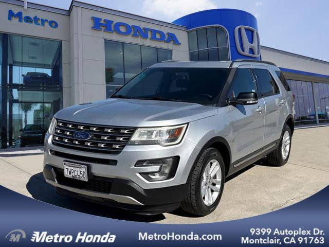 2017 Ford Explorer XLT FWD photo