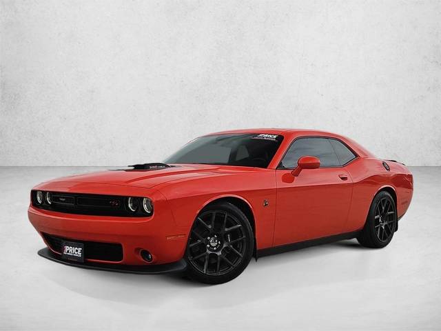2016 Dodge Challenger 392 Hemi Scat Pack Shaker RWD photo