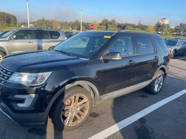 2017 Ford Explorer XLT FWD photo