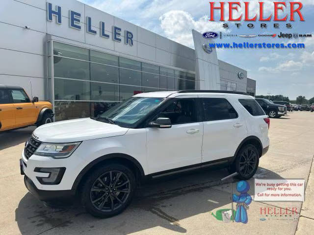 2017 Ford Explorer XLT 4WD photo